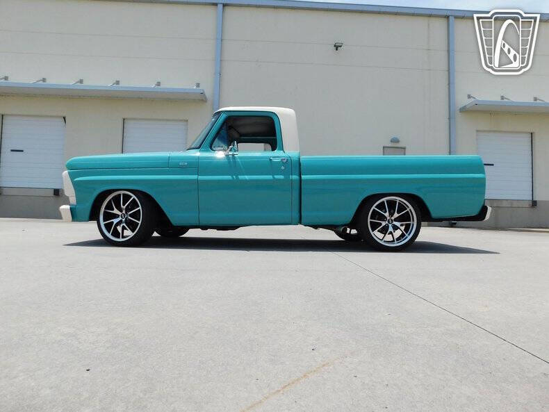 1968 Ford F-100