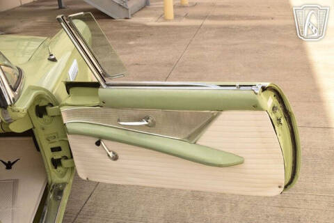 1956 Ford Thunderbird