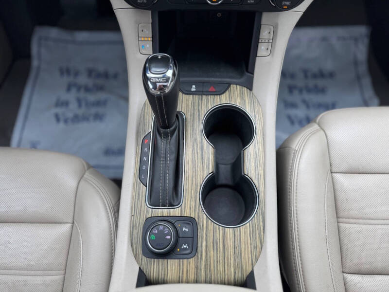 2019 GMC Acadia Denali