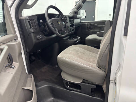 2020 Chevrolet Express LT 3500