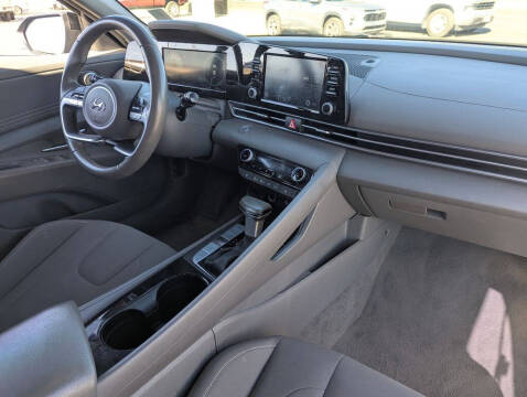 2022 Hyundai Elantra