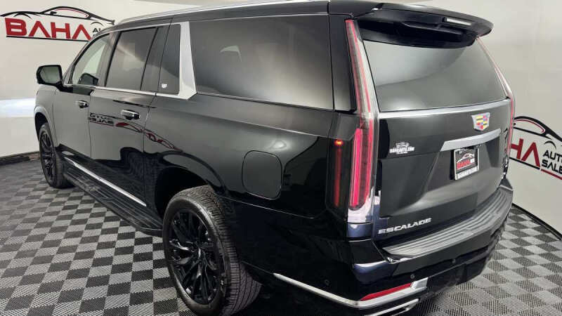2025 Cadillac Escalade ESV Premium Luxury