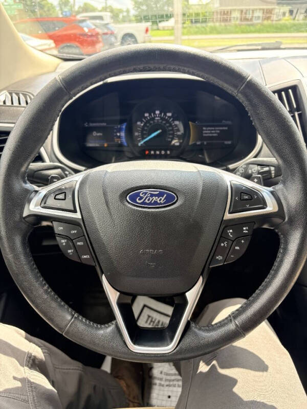 2017 Ford Edge SEL