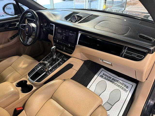 2020 Porsche Macan