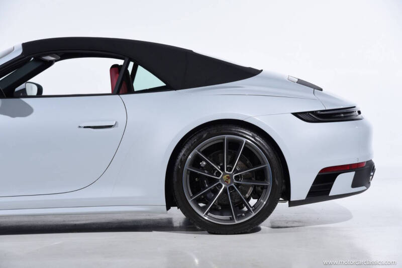 2023 Porsche 911 Carrera