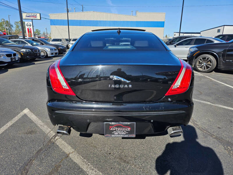 2013 Jaguar XJ