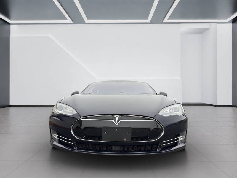 2015 Tesla Model S 85D