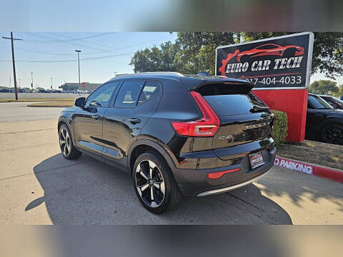 2019 Volvo XC40 T5 Momentum