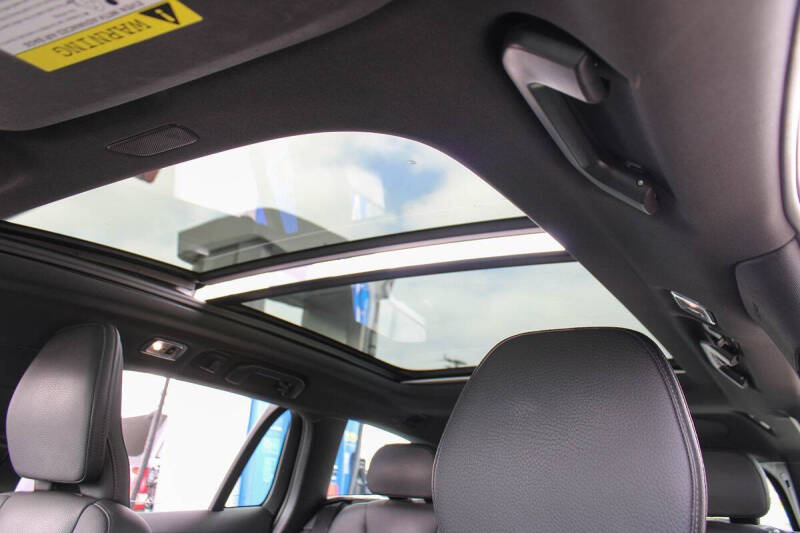 2020 Volvo V60 T5 Momentum