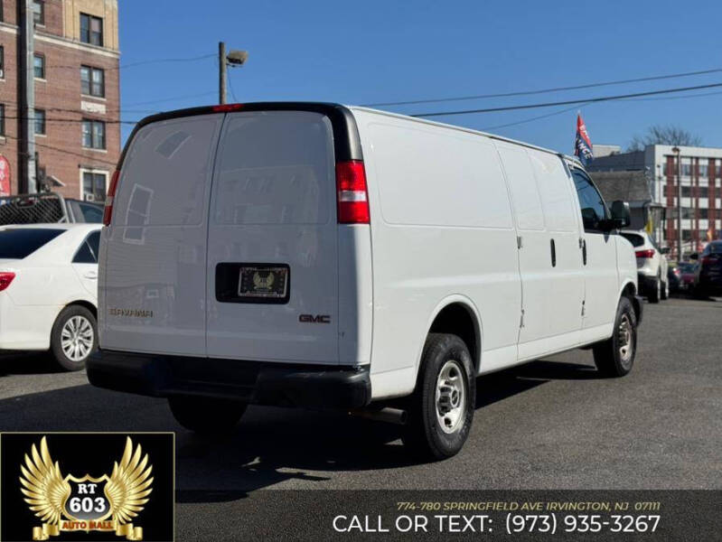 2023 GMC Savana 2500