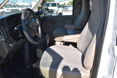 2017 Chevrolet Express 2500