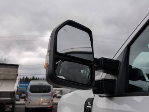 2025 Ford F-350 Super Duty XL