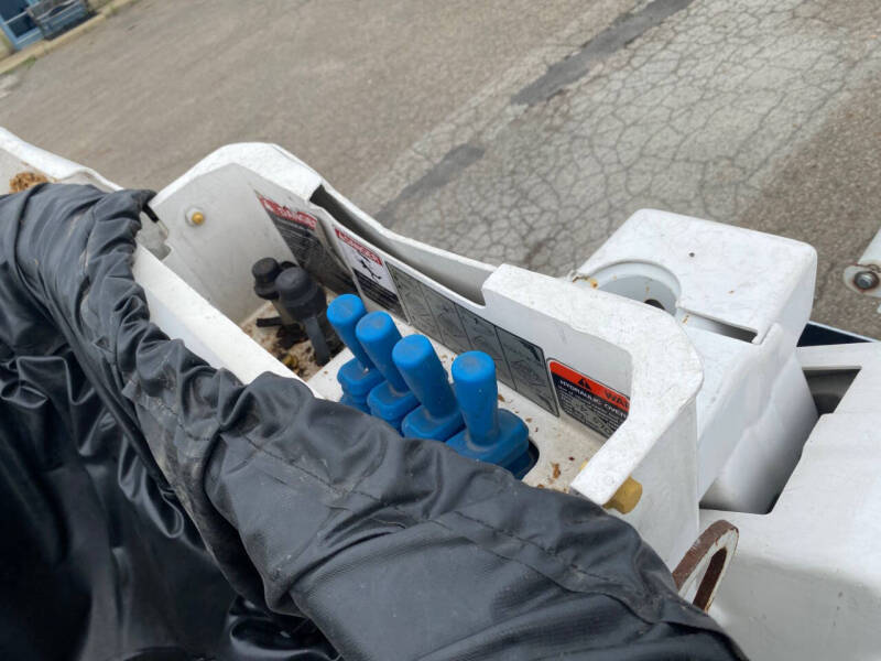 2015 Freightliner M2 106