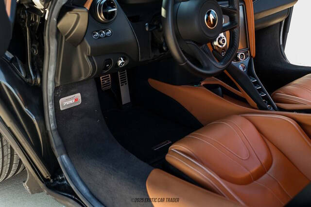 2022 McLaren 720S Spider