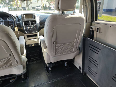 2014 Dodge Grand Caravan SE