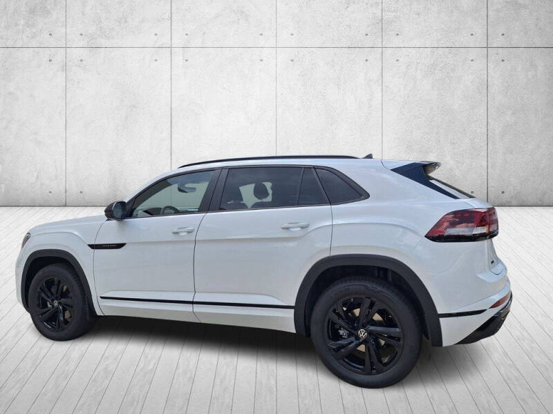 2026 Volkswagen Atlas Cross Sport SEL R-Line Black 4Motion