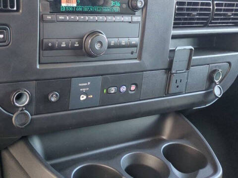 2025 Chevrolet Express 2500