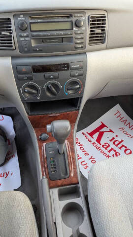 2004 Toyota Corolla LE