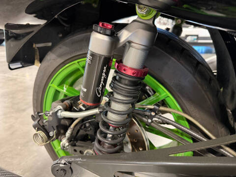 2017 CAMPAGNA T-REX