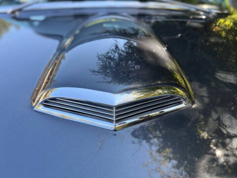 1957 Ford Thunderbird