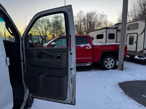 2017 GMC Savana 2500