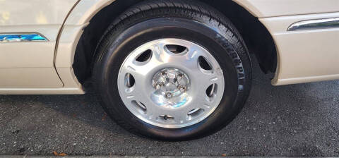 2001 Lincoln Continental