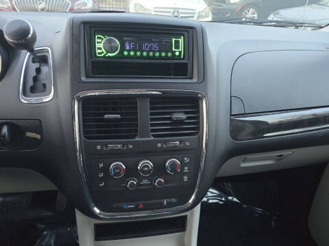 2016 Dodge Grand Caravan SXT