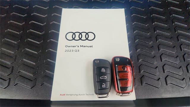 2023 Audi Q3 quattro S line Prem Plus 45 TFSI