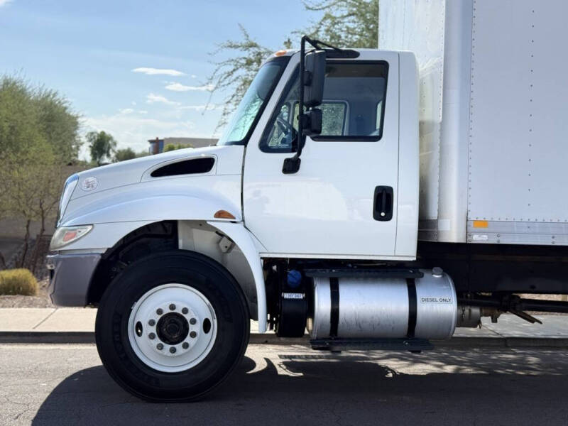 2019 International DuraStar 4300