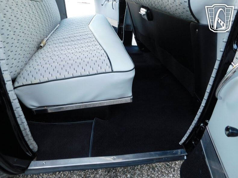 1957 Packard Clipper