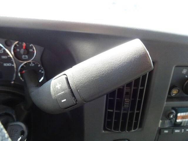 2024 Chevrolet Express LS 3500