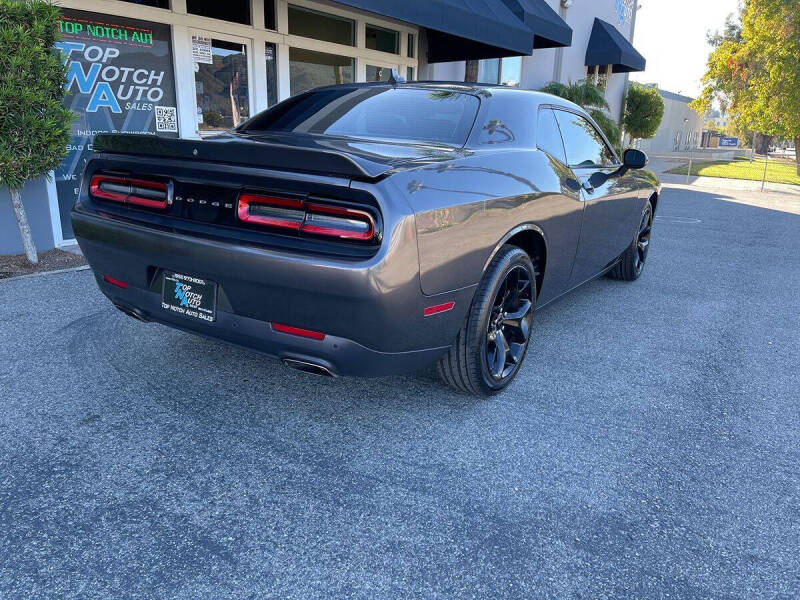 2015 Dodge Challenger SXT Plus