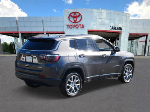 2022 Jeep Compass Latitude Lux