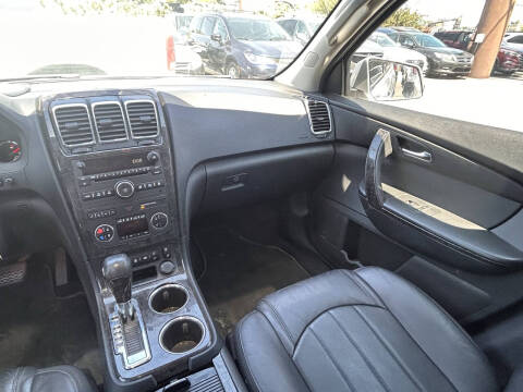 2011 GMC Acadia Denali