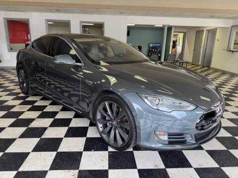 2013 Tesla Model S Performance