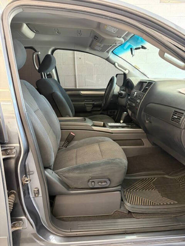 2014 Nissan Armada SV