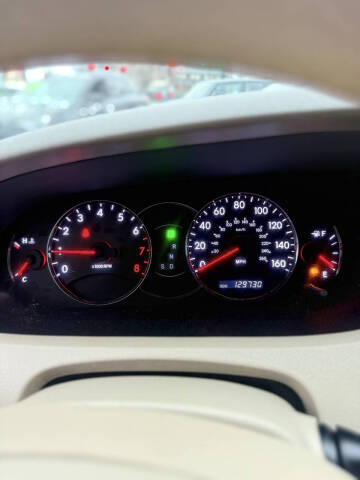 2010 Toyota Avalon XL