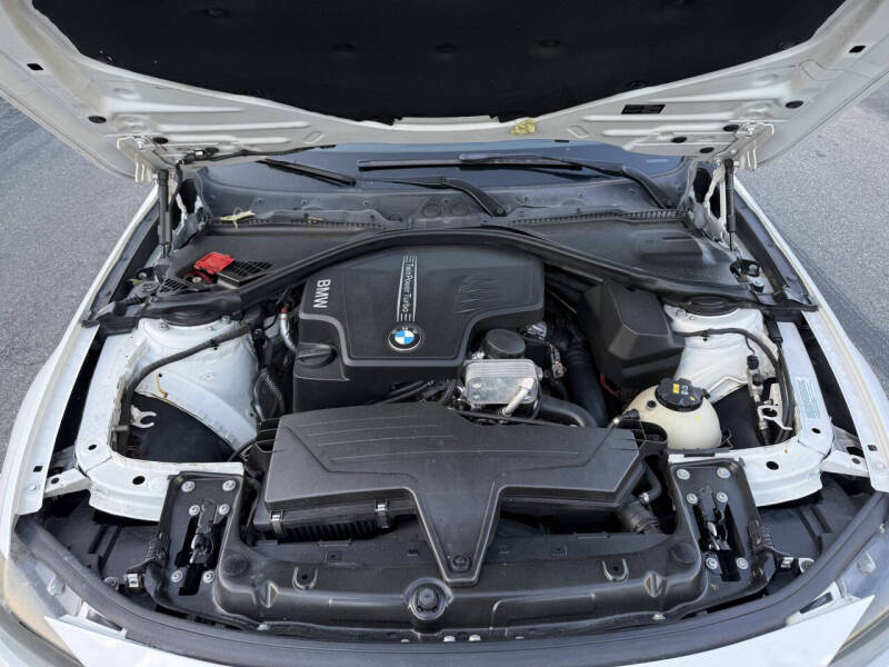 2014 BMW 3 Series 320i