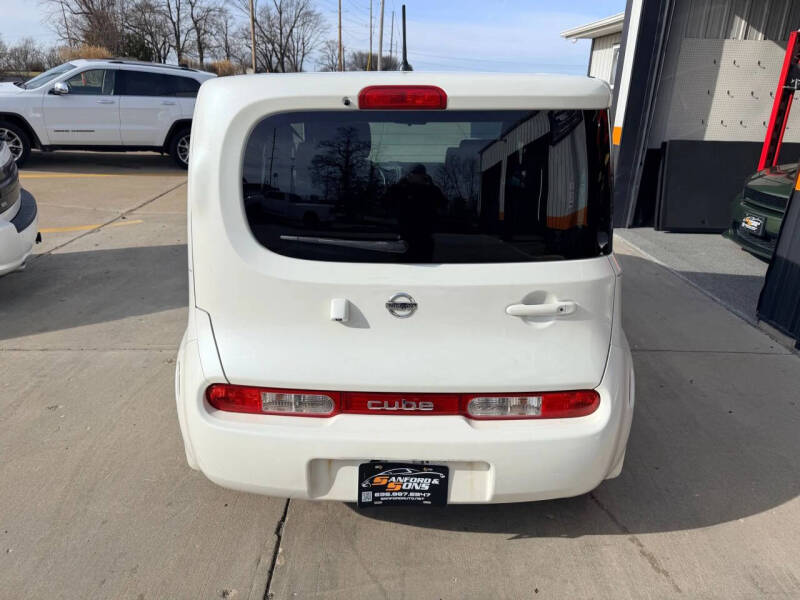 2012 Nissan cube