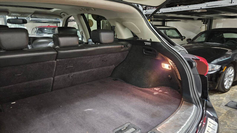 2010 INFINITI FX 35 photo 57