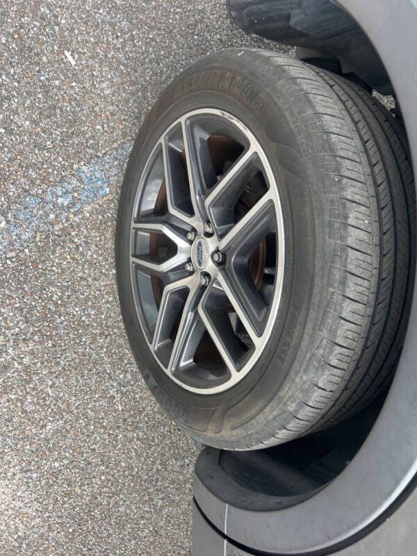 2019 Ford Explorer Sport