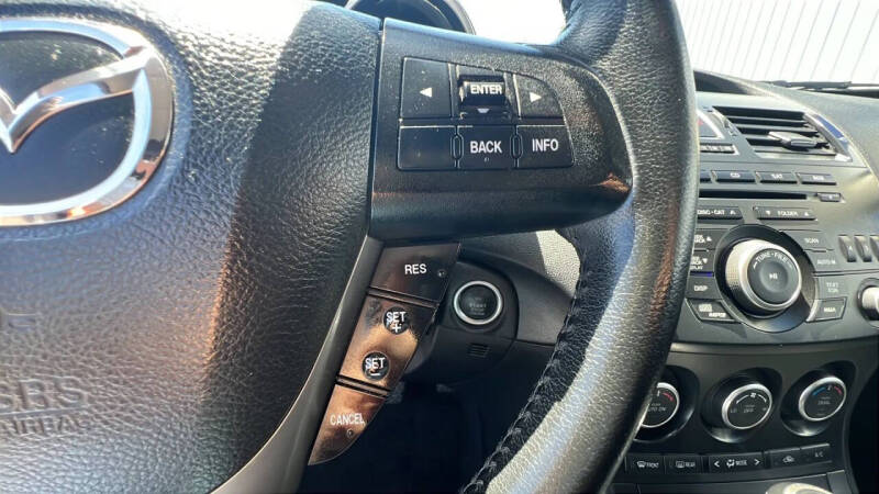 2013 Mazda MAZDA3 i Touring