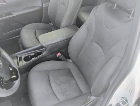 2019 Toyota Prius LE