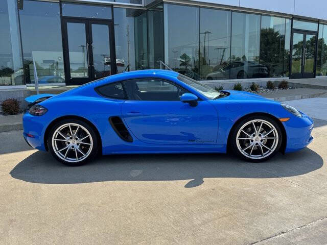 2025 Porsche 718 Cayman