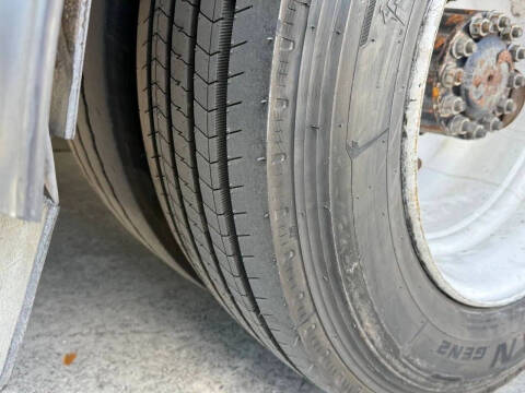 2018 Freightliner M2 106