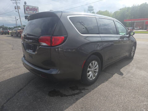 2017 Chrysler Pacifica Touring