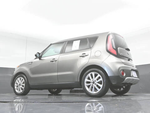 2019 Kia Soul +