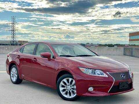 2013 Lexus ES 300h for sale at Car Match in Temple Hills MD