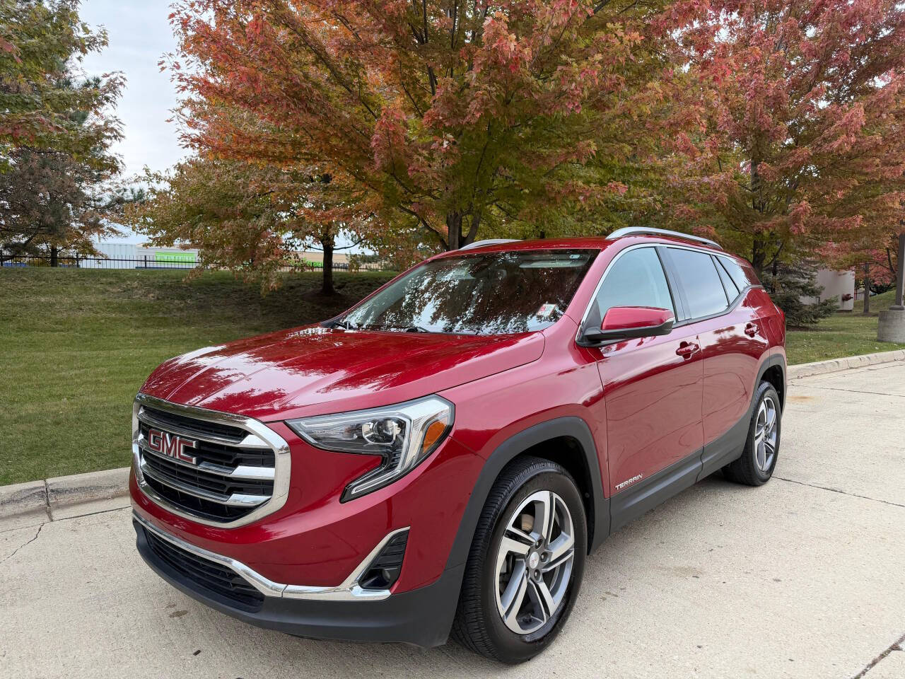 2020 GMC Terrain SLT 4x4 4dr SUV's photo