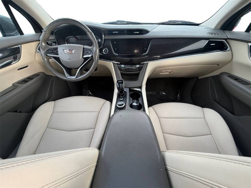 2022 Cadillac XT6 Premium Luxury